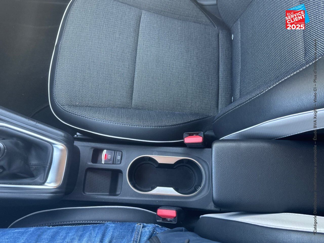 Véhicule d'occasion RENAULT CAPTUR 1.0 TCE 100CH INTENS GPL - 20 CAMERA chez Toyota Thionville