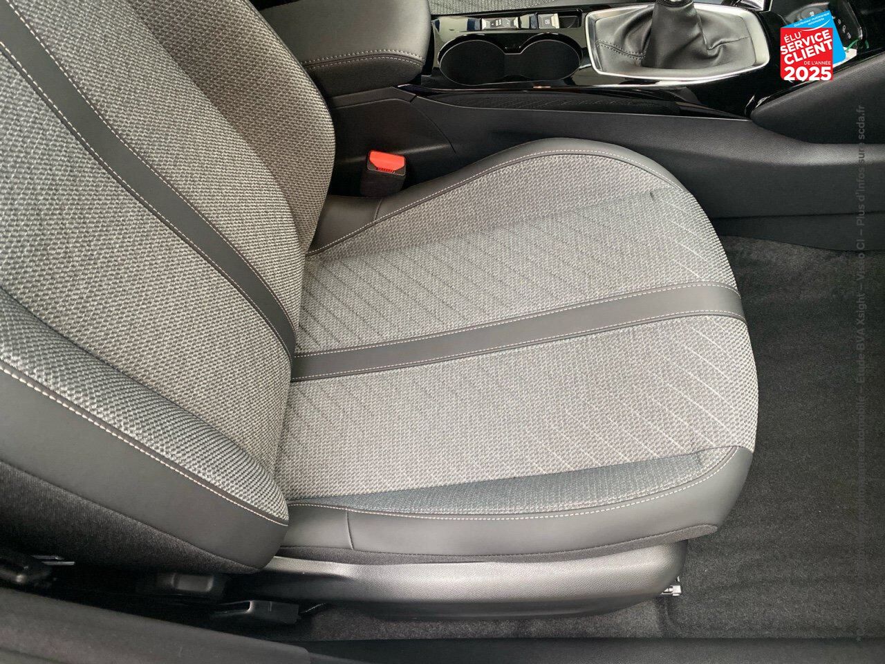 Véhicule d'occasion PEUGEOT 208 1.2 100CH SS ALLURE chez Toyota Thionville