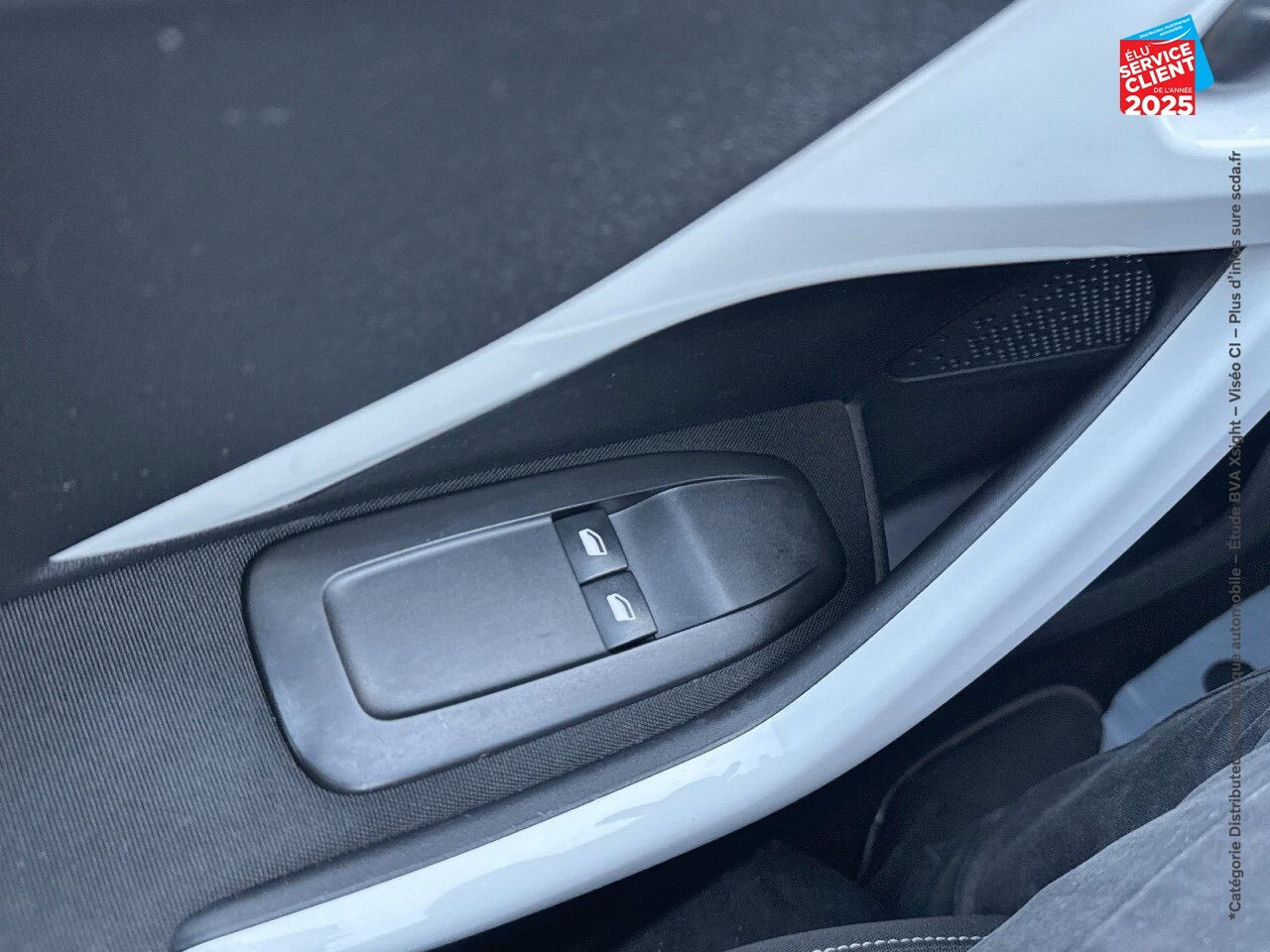Véhicule d'occasion PEUGEOT 208 1.2 PURETECH 68CH LIKE 5P chez Toyota Bar le Duc