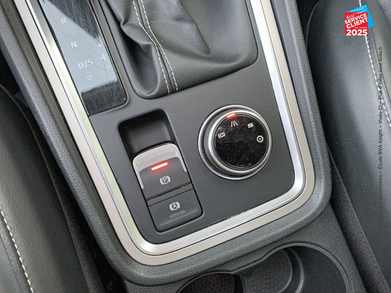 Véhicule d'occasion SEAT ATECA 1.5 TSI 150CH START/STOP XPERIENCE DSG TOUVRANT SIEGES CHAUF chez Opel Bar le Duc