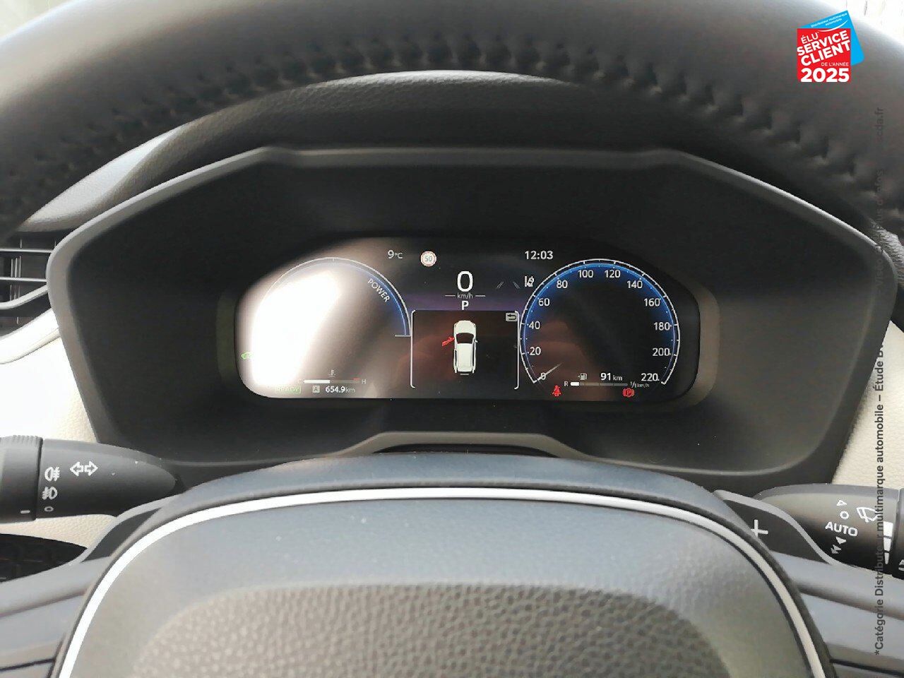 Véhicule d'occasion TOYOTA RAV4 2.5 HYBRIDE 218CH LOUNGE 2WD MY24 chez Renault Colmar