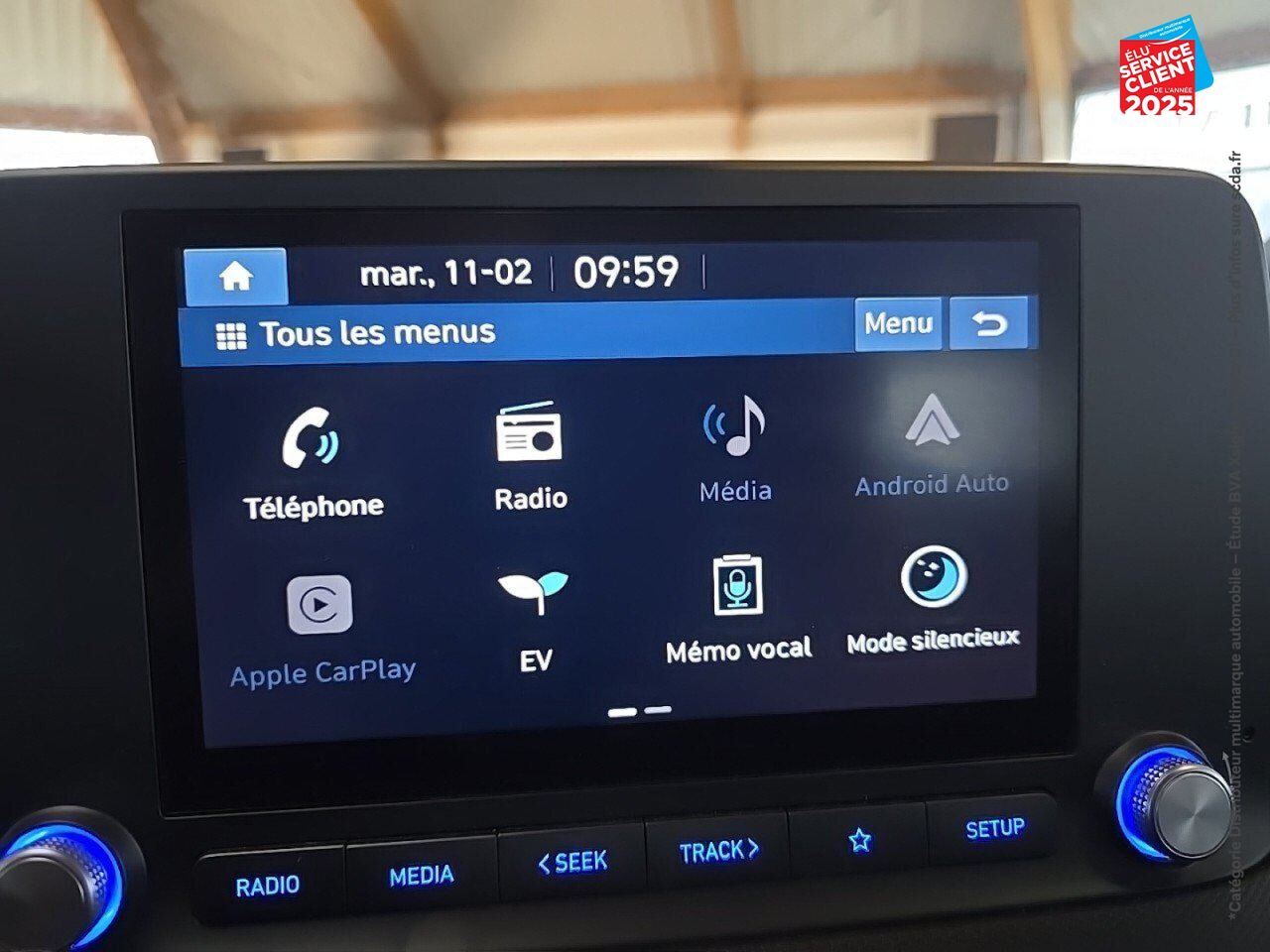 Véhicule d'occasion HYUNDAI KONA ELECTRIC 39KWH - 136CH INTUITIVE CAMERA CARPLAY chez Hyundai Epernay
