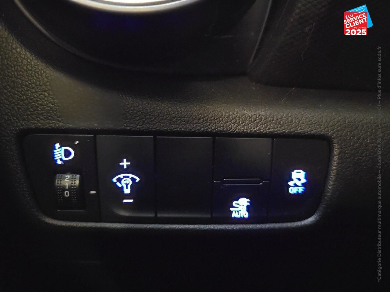 Véhicule d'occasion HYUNDAI KONA ELECTRIC 39KWH - 136CH INTUITIVE CAMERA CARPLAY chez Hyundai Epernay