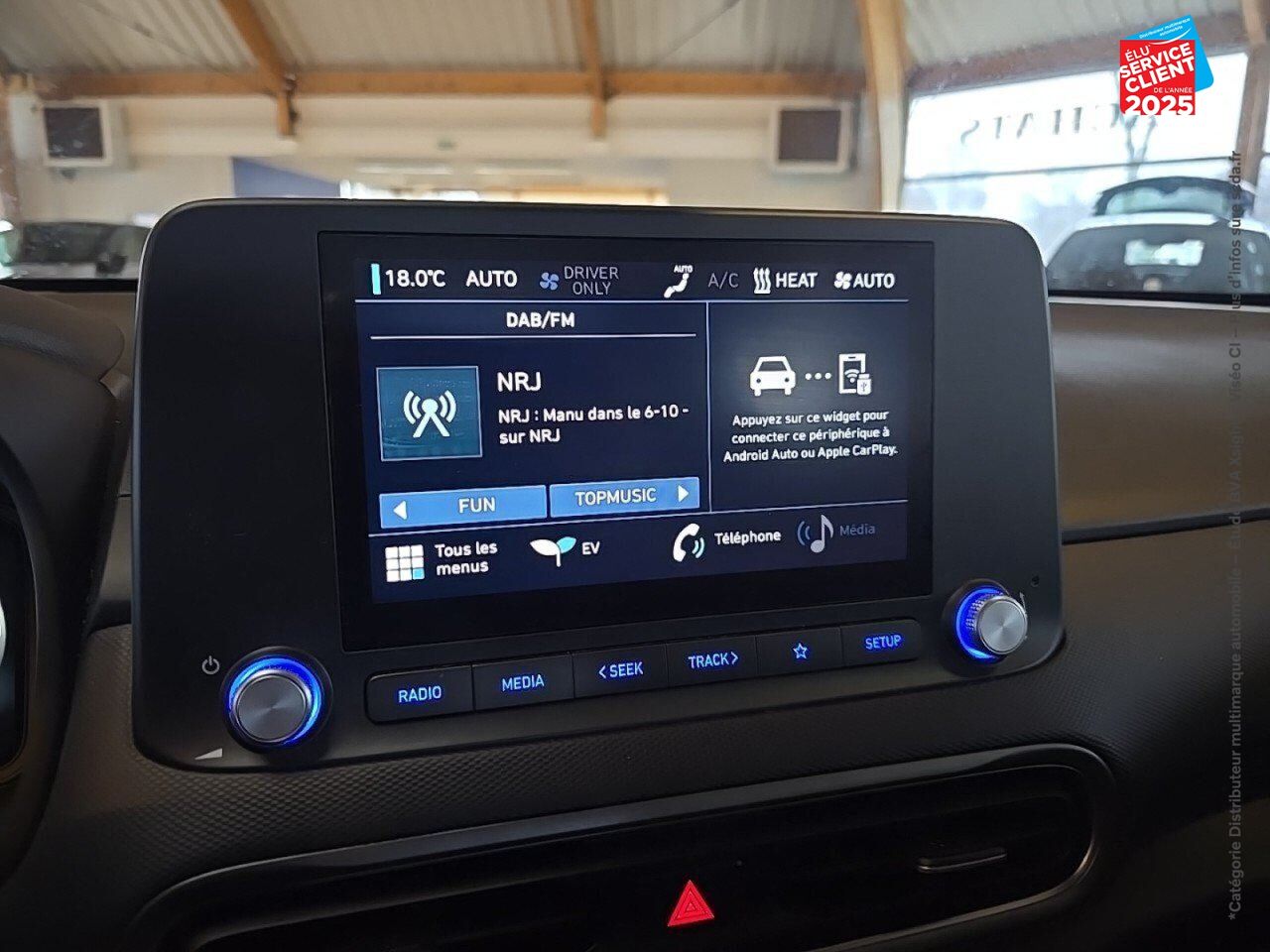 Véhicule d'occasion HYUNDAI KONA ELECTRIC 39KWH - 136CH INTUITIVE CAMERA CARPLAY chez Hyundai Epernay