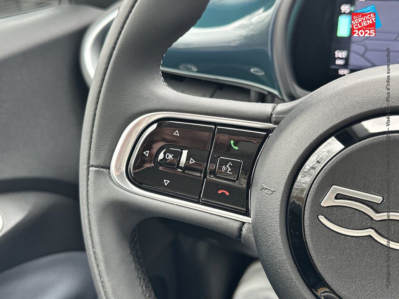 Véhicule d'occasion FIAT 500 E 95CH ICONE chez Peugeot Reims