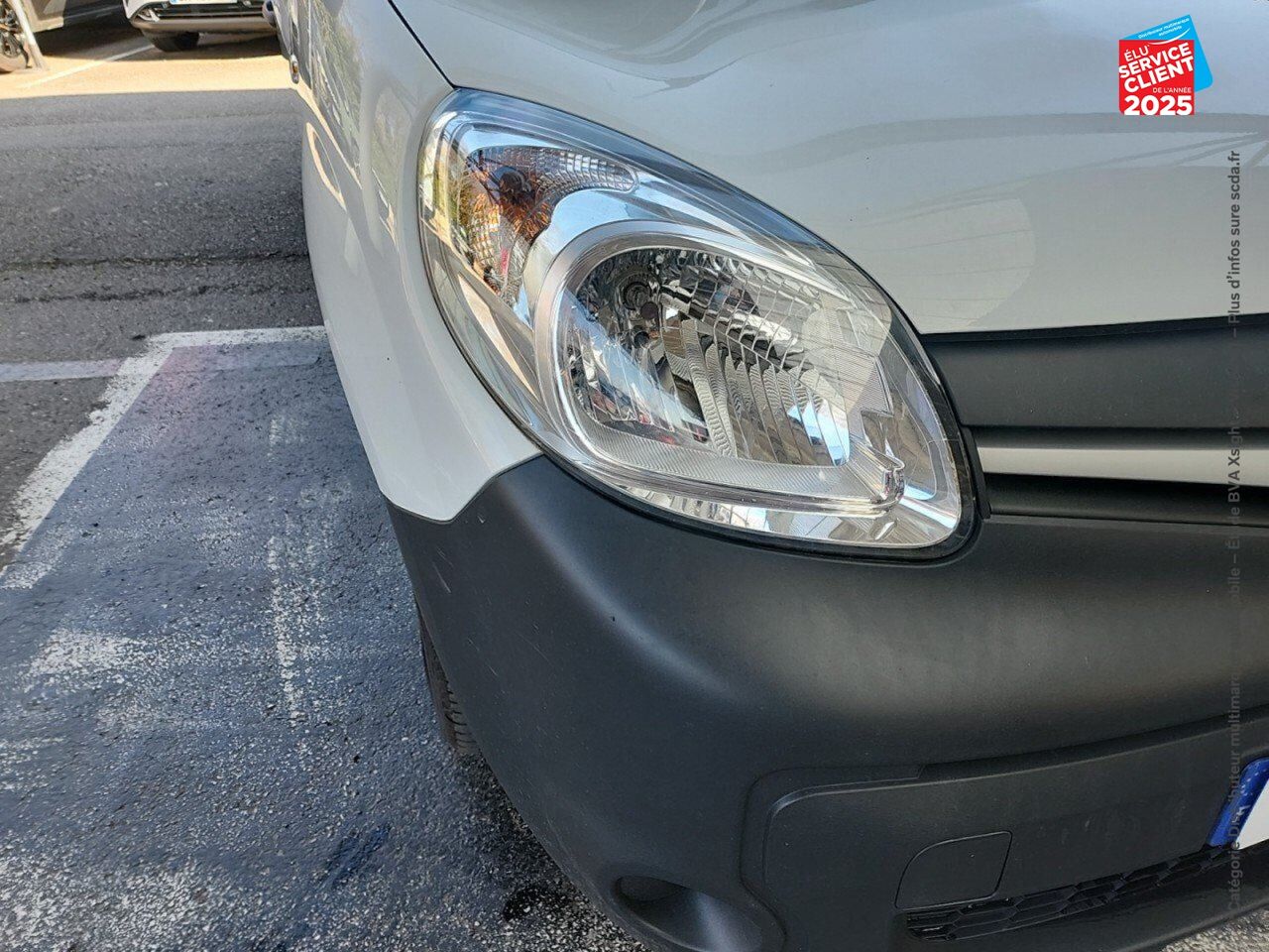 Véhicule d'occasion RENAULT KANGOO EXPRESS 1.5 BLUE DCI 80CH GRAND CONFORT 5CV chez Toyota Verdun