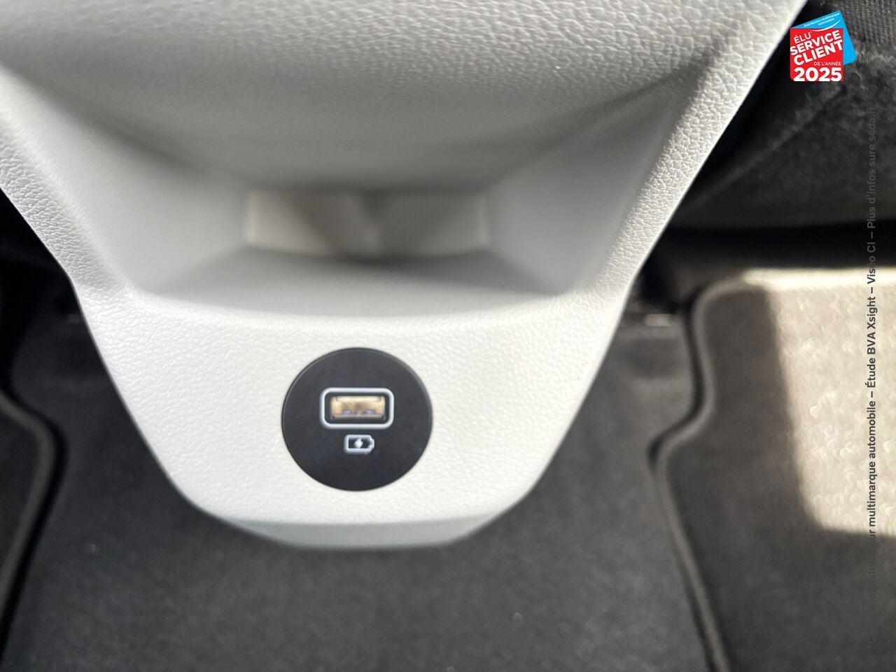 Véhicule d'occasion HYUNDAI I20 1.0 T-GDI 100CH HYBRID CREATIVE DCT-7 chez Renault Sélestat
