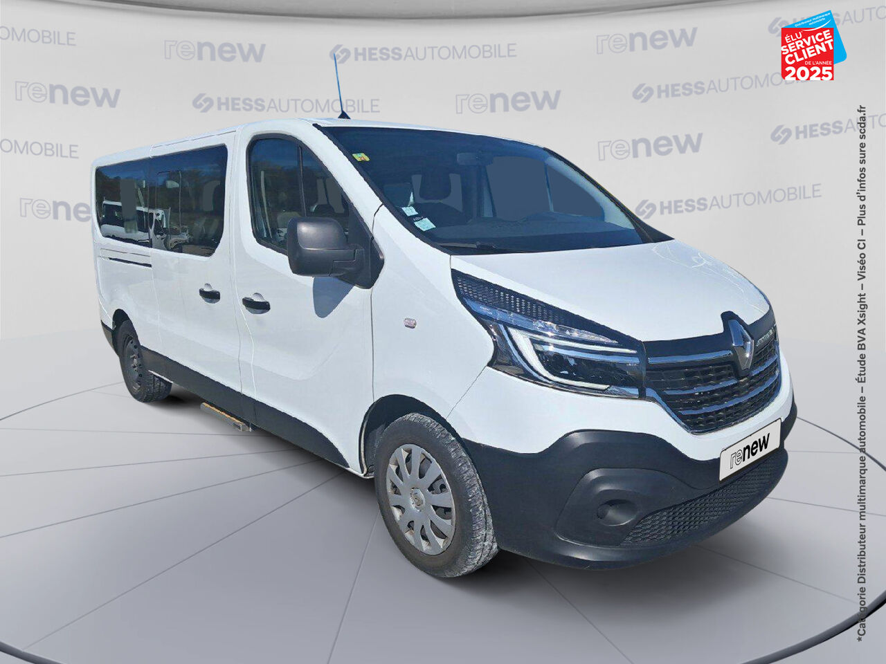 Véhicule d'occasion RENAULT TRAFIC COMBI L2 2.0 DCI 120CH S/S ZEN 8 PLACES 6CV chez Opel Verdun