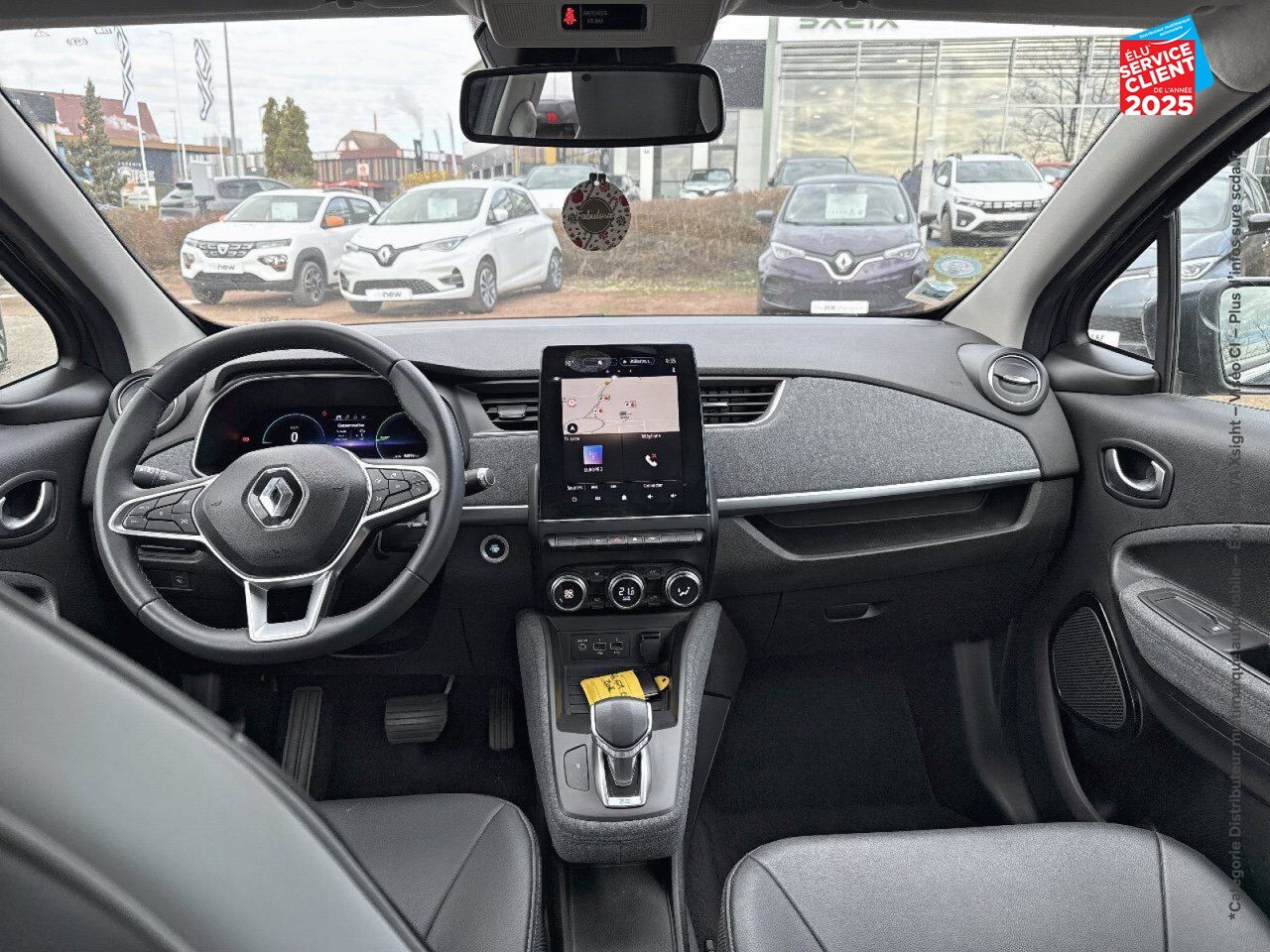 Véhicule d'occasion RENAULT ZOE E-TECH TECHNO CHARGE NORMALE R135 ACHAT INTEGRAL - 22 GPS CAMERA chez Toyota Bar le Duc