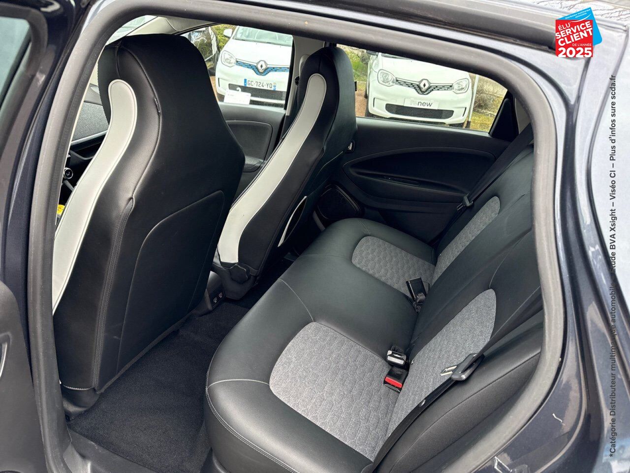 Véhicule d'occasion RENAULT ZOE E-TECH TECHNO CHARGE NORMALE R135 ACHAT INTEGRAL - 22 GPS CAMERA chez Toyota Bar le Duc