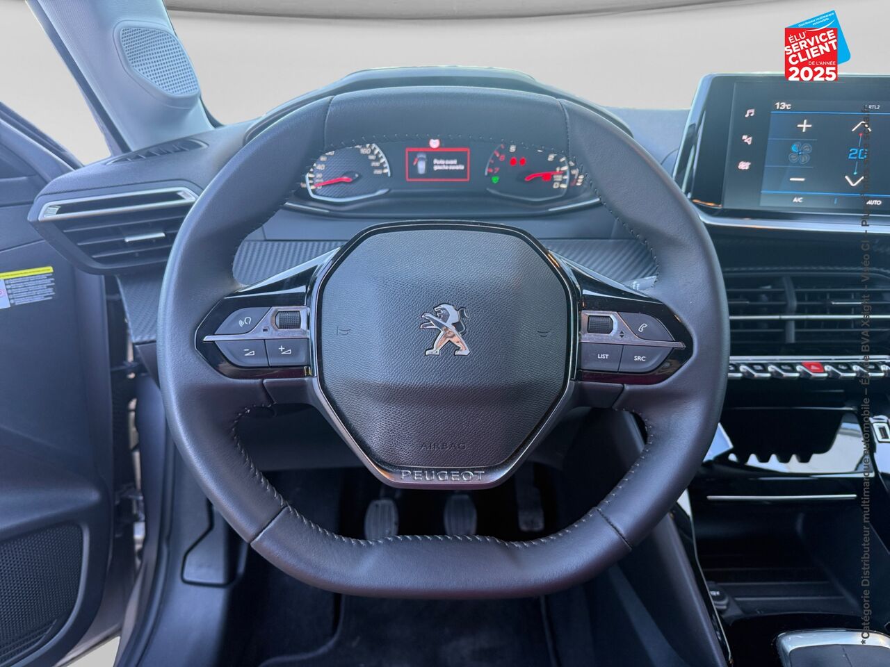 Véhicule d'occasion PEUGEOT 208 1.2 PURETECH 100CH S/S ALLURE chez Opel Verdun