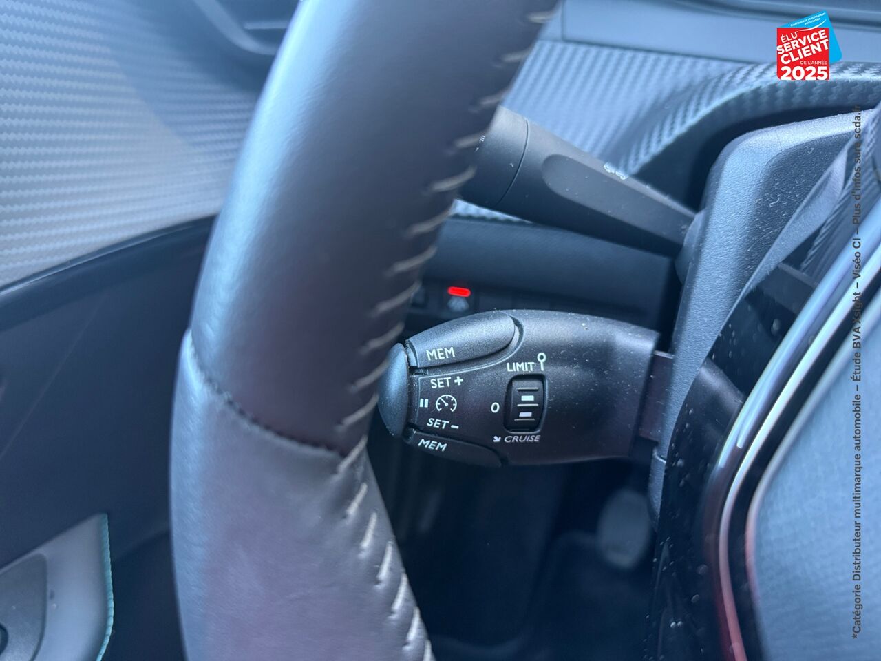Véhicule d'occasion PEUGEOT 208 1.2 PURETECH 100CH S/S ALLURE chez Opel Verdun