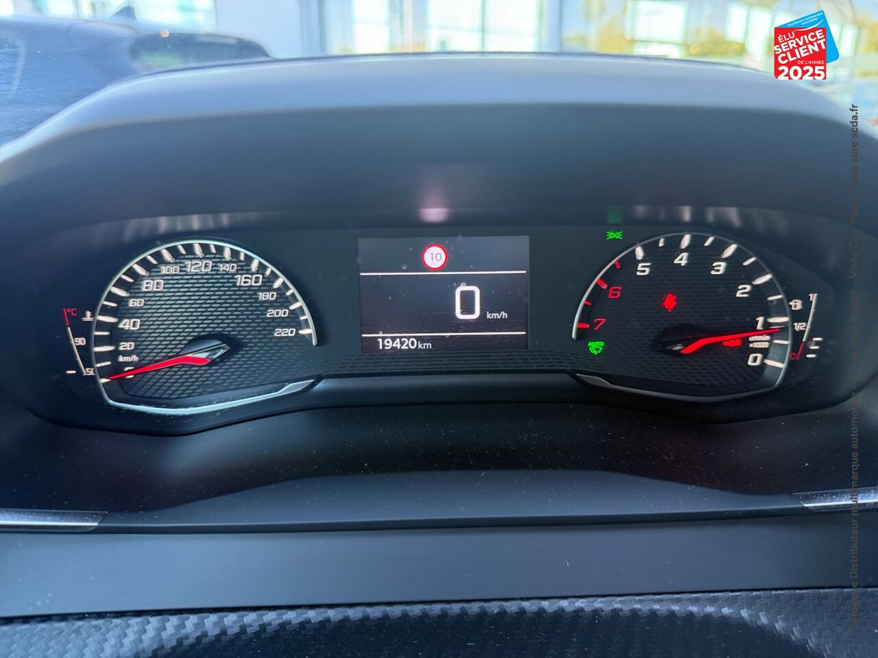 Véhicule d'occasion PEUGEOT 208 1.2 PURETECH 100CH S/S ALLURE chez Opel Verdun