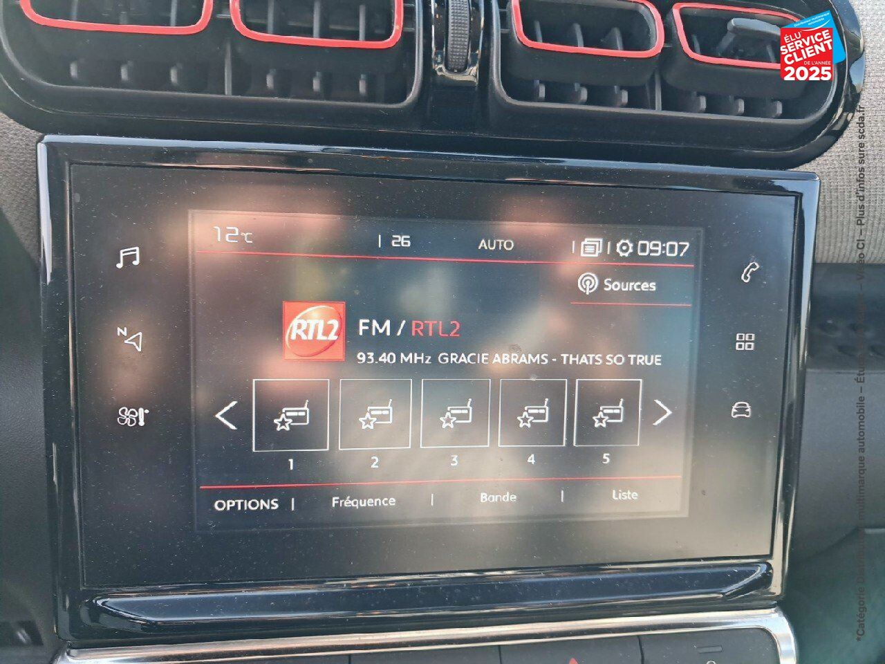 Véhicule d'occasion CITROEN C3 AIRCROSS PURETECH 110CH S/S SHINE GPS RADAR AR CARPLAY chez Renault Saint-Louis