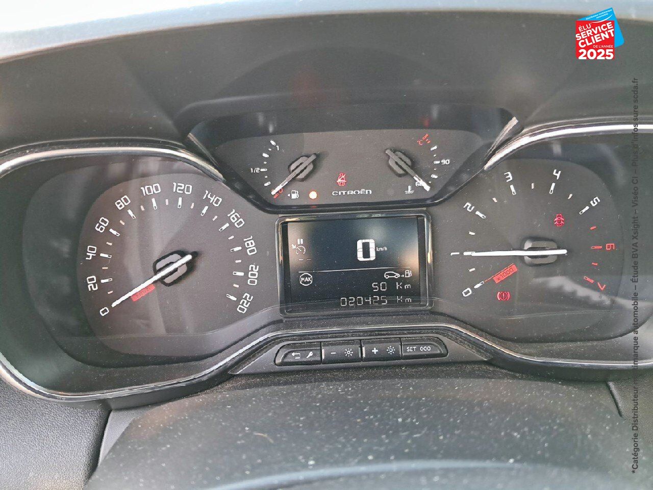Véhicule d'occasion CITROEN C3 AIRCROSS PURETECH 110CH S/S SHINE GPS RADAR AR CARPLAY chez Renault Saint-Louis