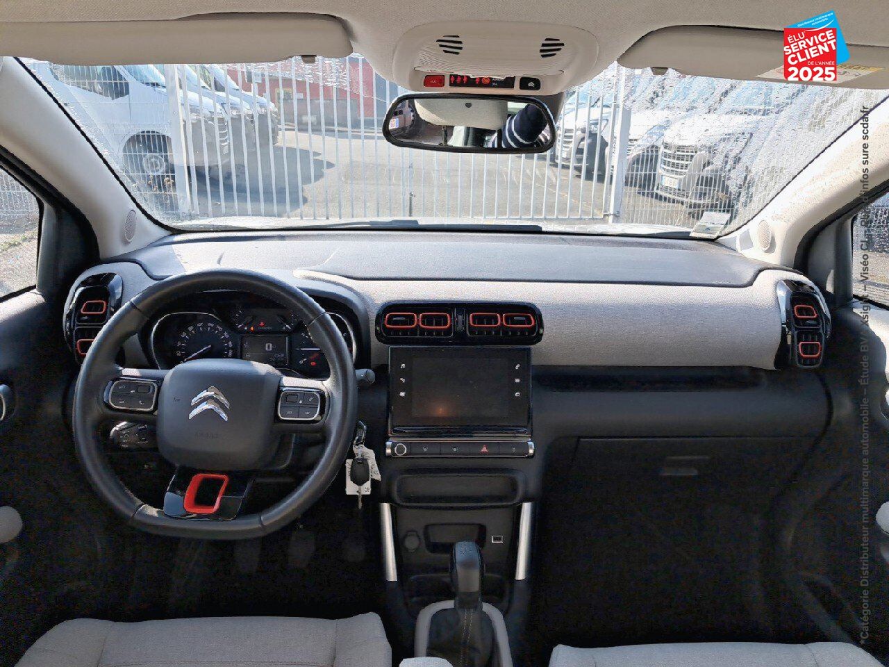 Véhicule d'occasion CITROEN C3 AIRCROSS PURETECH 110CH S/S SHINE GPS RADAR AR CARPLAY chez Renault Saint-Louis