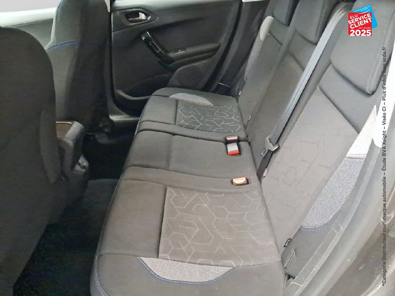 Véhicule d'occasion PEUGEOT 2008 1.2 PURETECH 110CH E6.C SIGNATURE SS EAT6 chez Peugeot Sedan