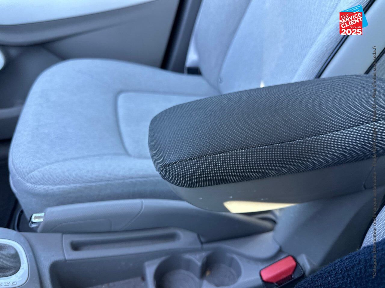 Véhicule d'occasion RENAULT ZOE ZEN CHARGE NORMALE TYPE 2 GPS RADAR AR chez Renault Colmar
