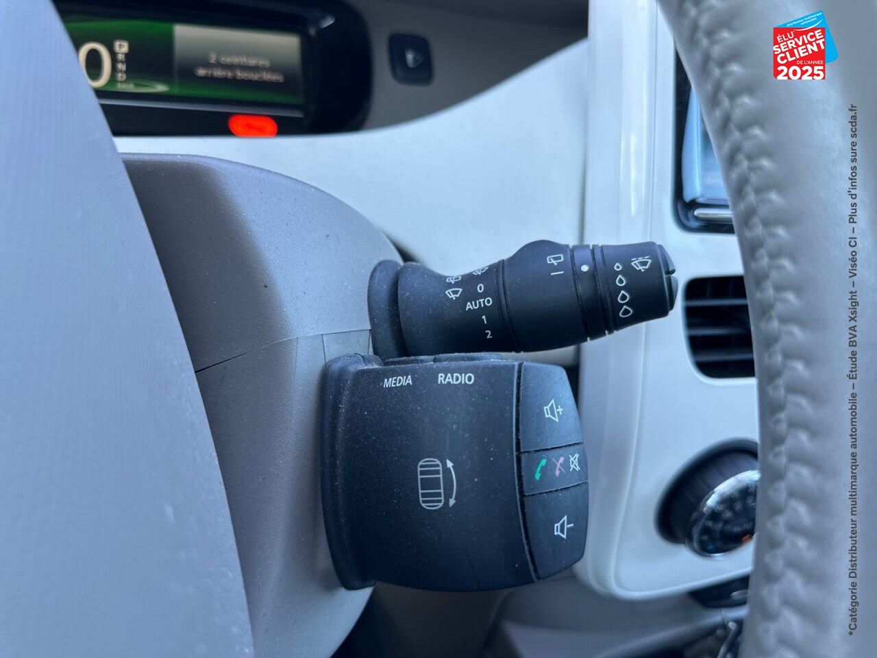 Véhicule d'occasion RENAULT ZOE ZEN CHARGE NORMALE TYPE 2 GPS RADAR AR chez Renault Colmar