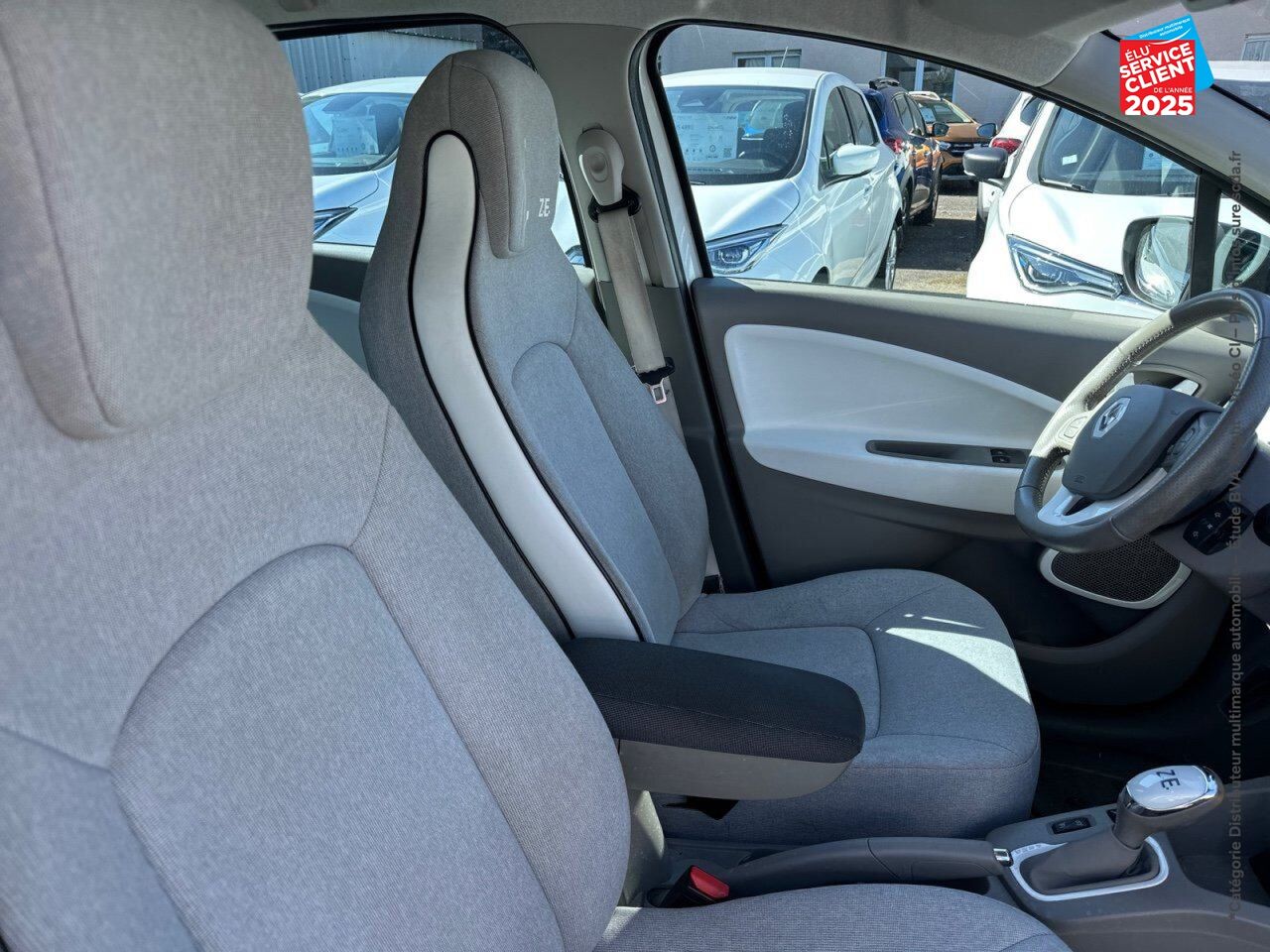Véhicule d'occasion RENAULT ZOE ZEN CHARGE NORMALE TYPE 2 GPS RADAR AR chez Renault Colmar