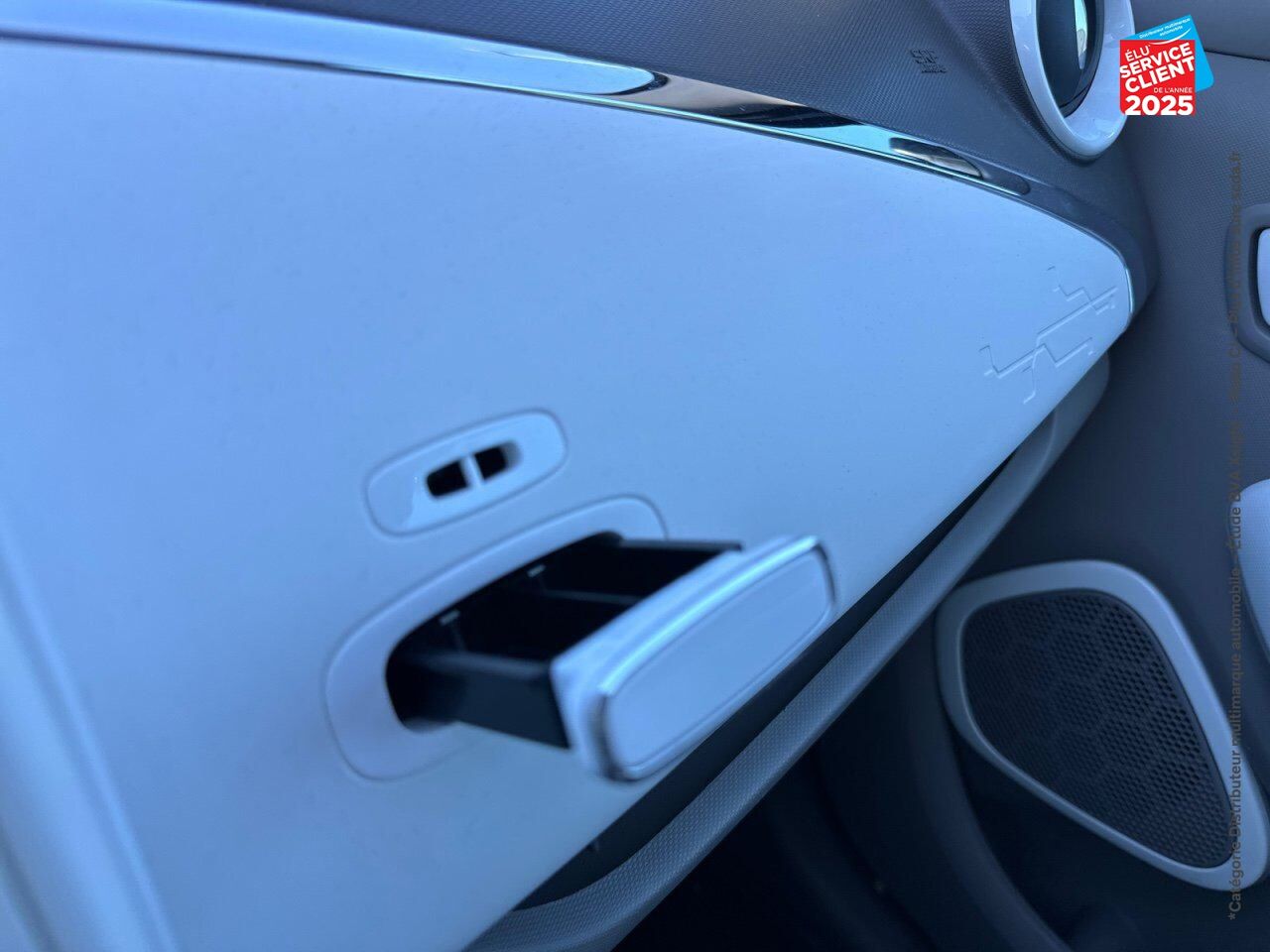 Véhicule d'occasion RENAULT ZOE ZEN CHARGE NORMALE TYPE 2 GPS RADAR AR chez Renault Colmar