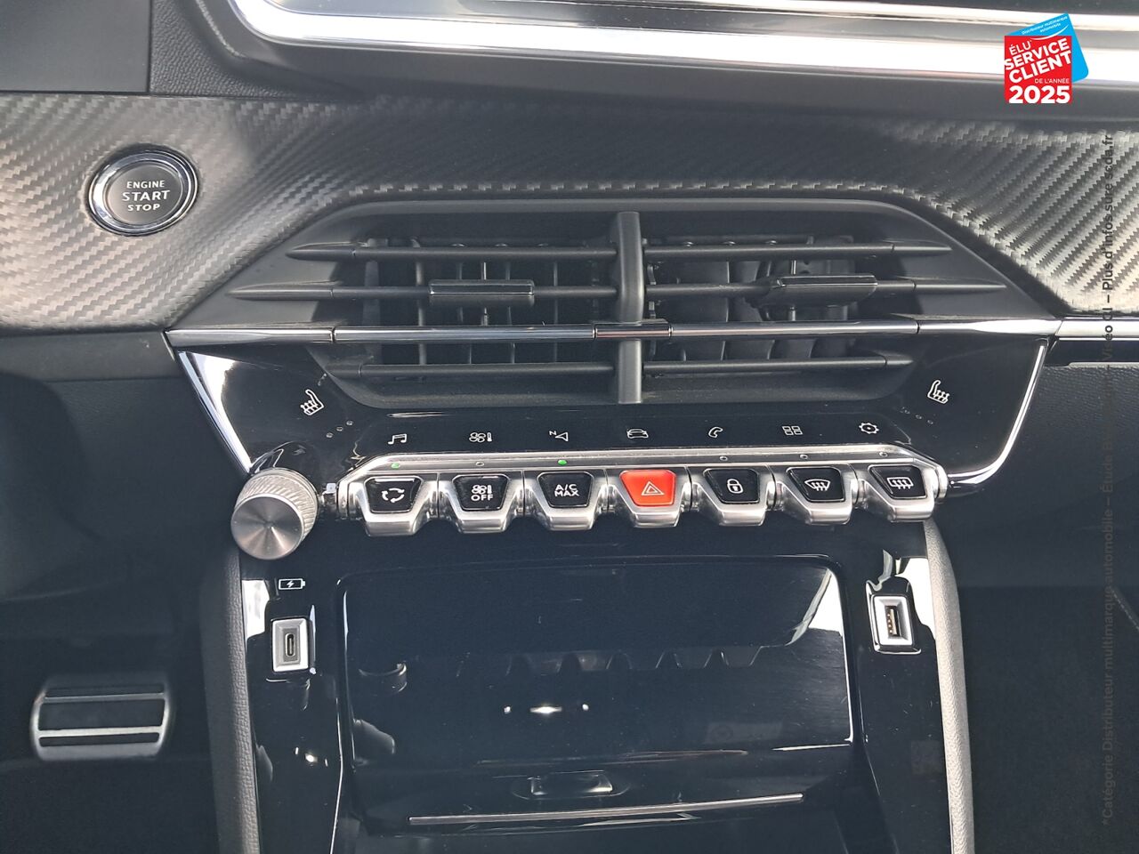 Véhicule d'occasion PEUGEOT 208 1.2 PURETECH 130CH SS GT LINE EAT8 7CV chez Peugeot Sedan