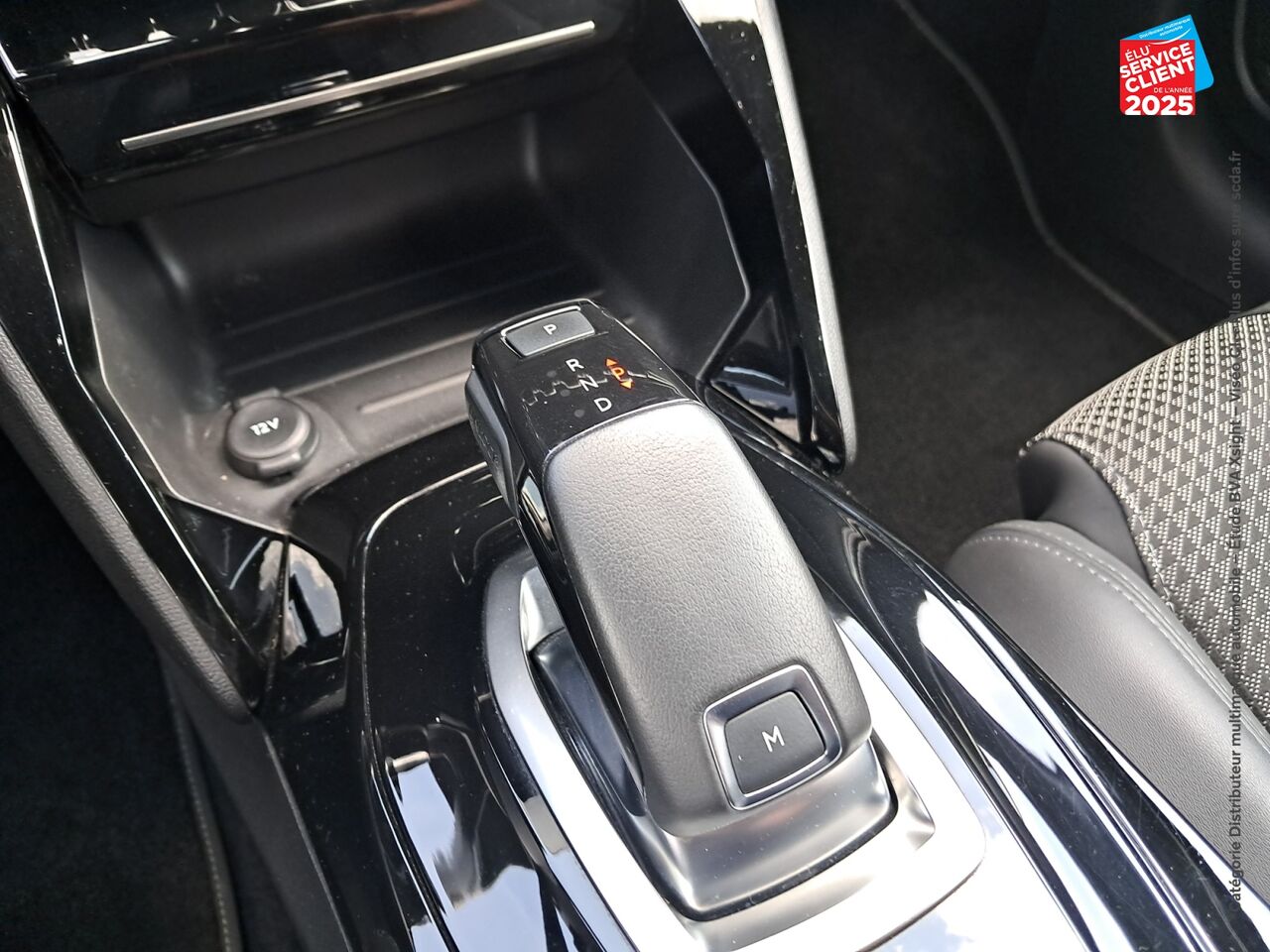 Véhicule d'occasion PEUGEOT 208 1.2 PURETECH 130CH SS GT LINE EAT8 7CV chez Peugeot Sedan
