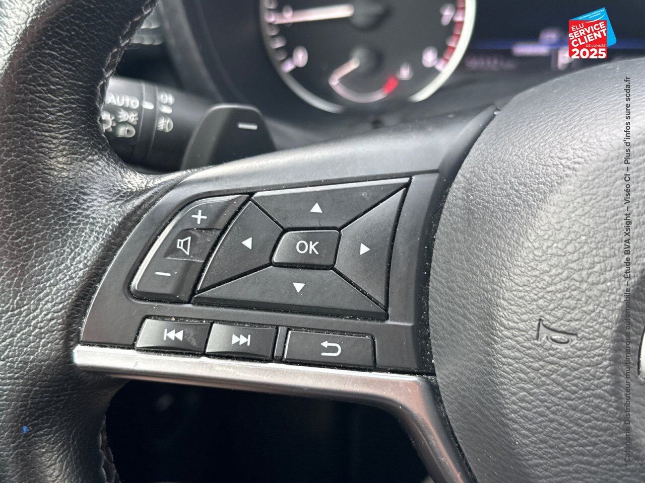 Véhicule d'occasion NISSAN JUKE 1.0 DIG-T 114CH TEKNA DCT 2021 SIEGES CHAUF GPS CAMERA chez Nissan Juke occasion