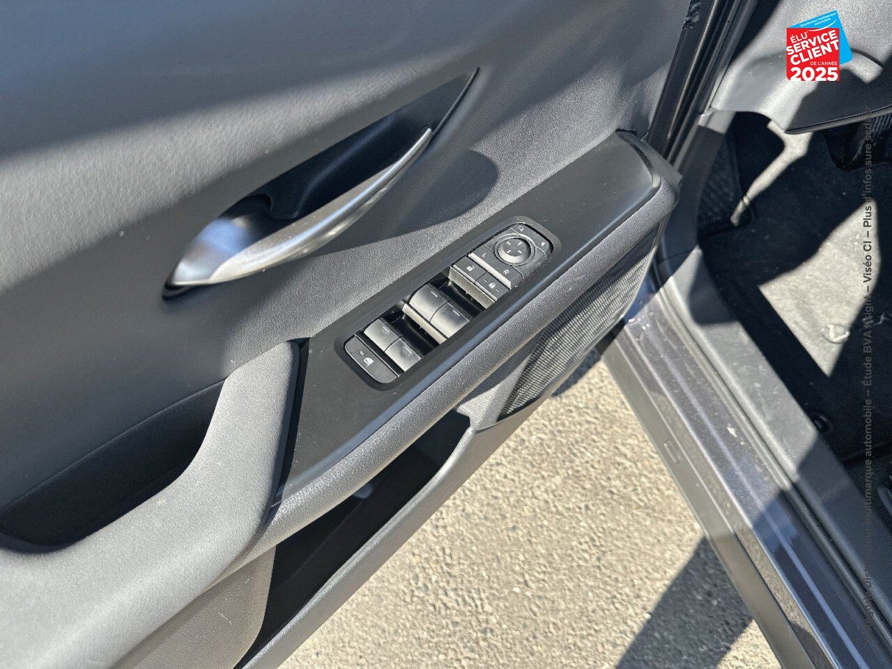 Véhicule d'occasion LEXUS UX 300H LUXE 2WD chez Renault Wissembourg