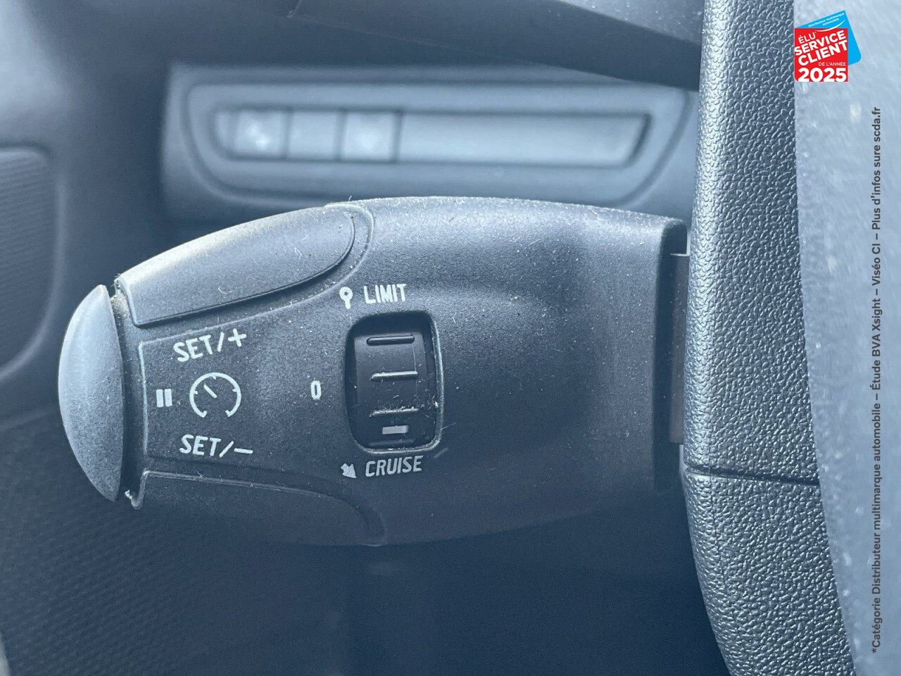 Véhicule d'occasion PEUGEOT 2008 1.2 PURETECH 110CH E6.C CROSSWAY SS EAT6 chez Opel Bar le Duc