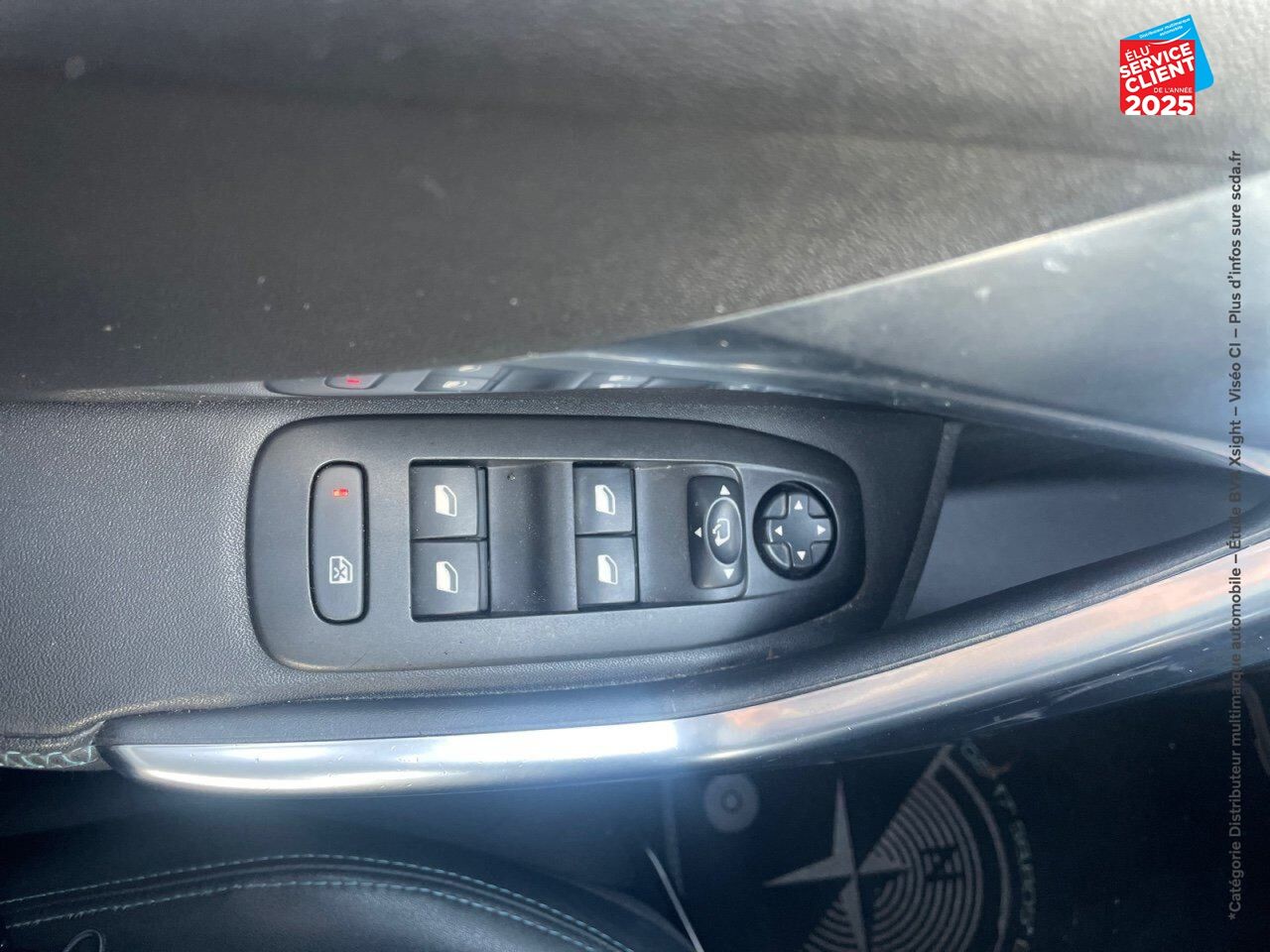 Véhicule d'occasion PEUGEOT 2008 1.2 PURETECH 110CH E6.C CROSSWAY SS EAT6 chez Opel Bar le Duc