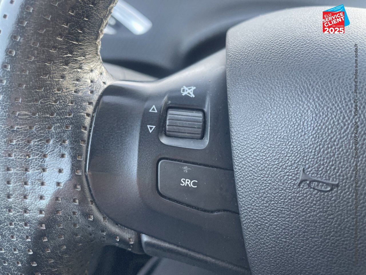 Véhicule d'occasion PEUGEOT 2008 1.2 PURETECH 110CH E6.C CROSSWAY SS EAT6 chez Opel Bar le Duc