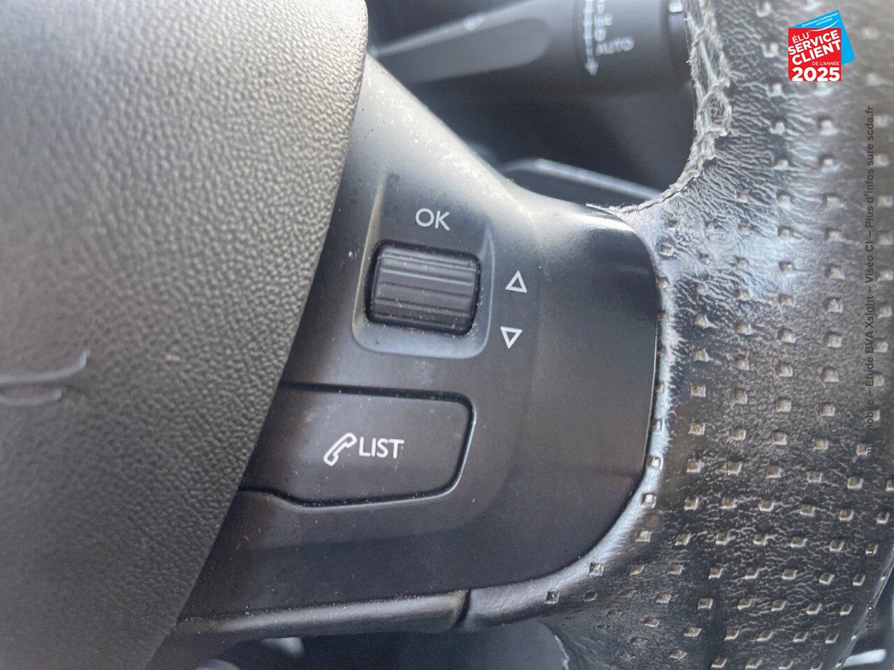 Véhicule d'occasion PEUGEOT 2008 1.2 PURETECH 110CH E6.C CROSSWAY SS EAT6 chez Opel Bar le Duc