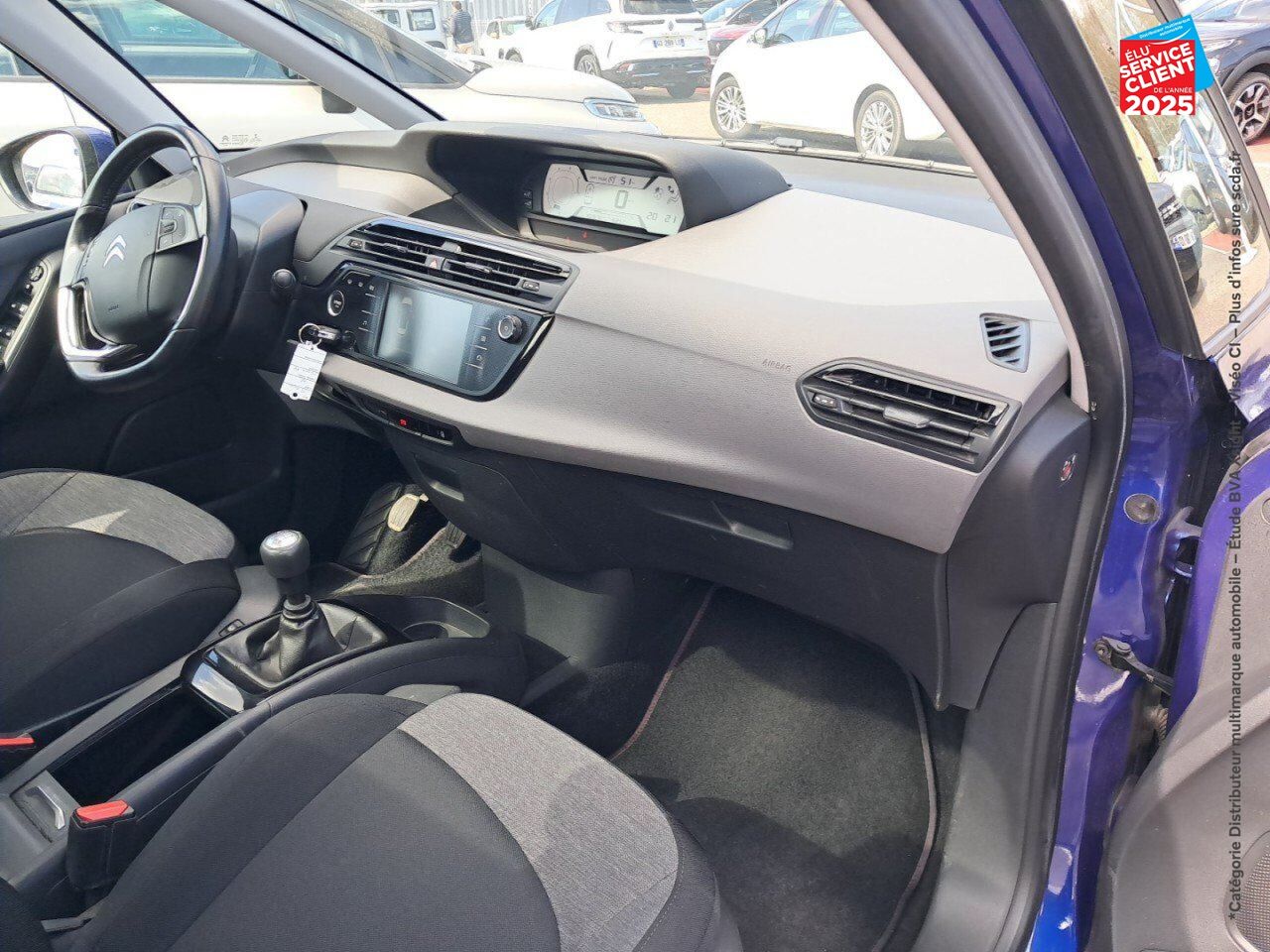 Véhicule d'occasion CITROEN C4 PICASSO PURETECH 130CH LIVE S/S TPANO SIEGES CHAUF RADAR AR ATTELAGE chez Renault Sélestat