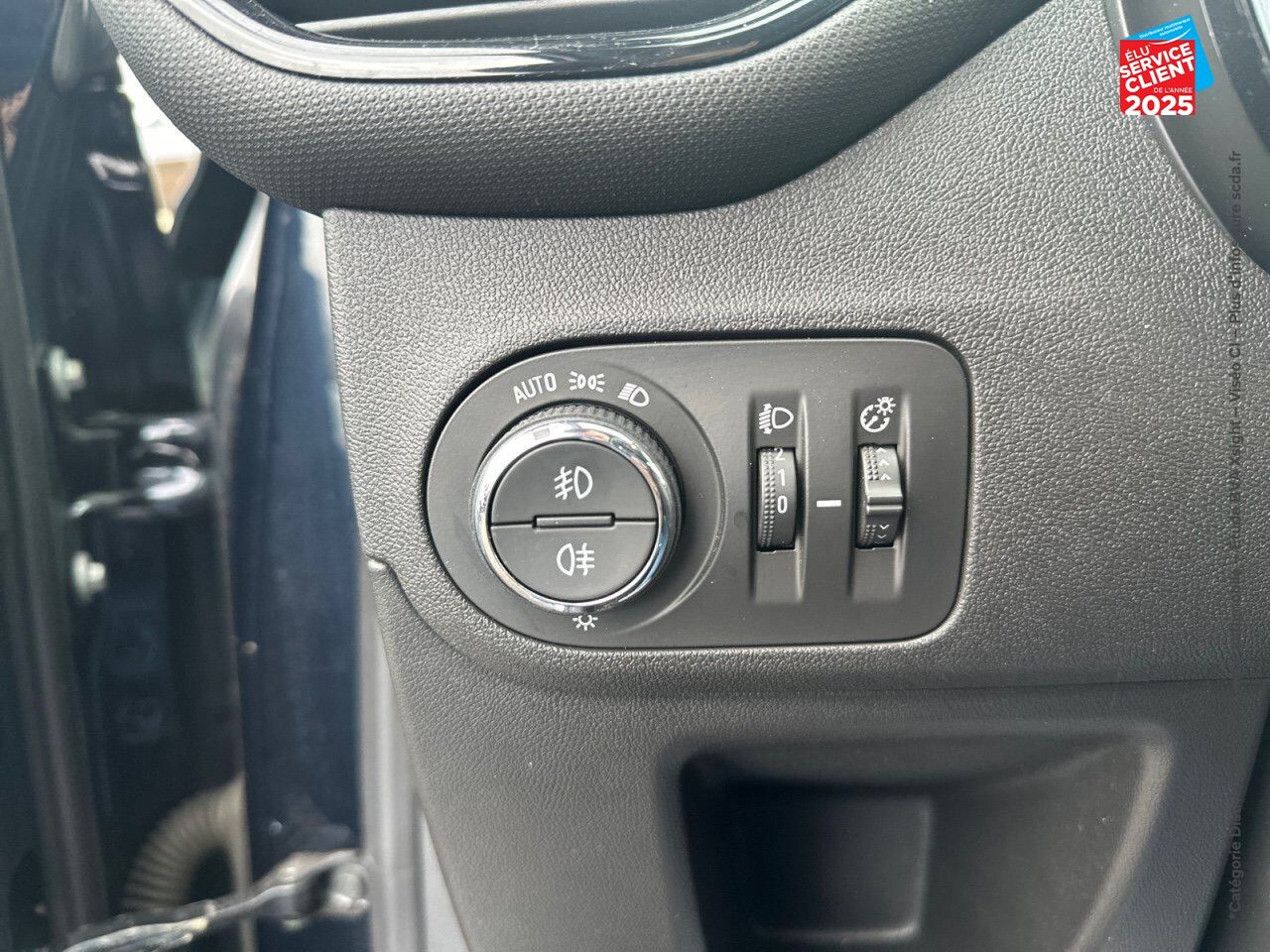 Véhicule d'occasion OPEL CROSSLAND X 1.2 TURBO 130CH OPEL 2020 BVA EURO 6D-T GPS CAMERA chez Renault Colmar