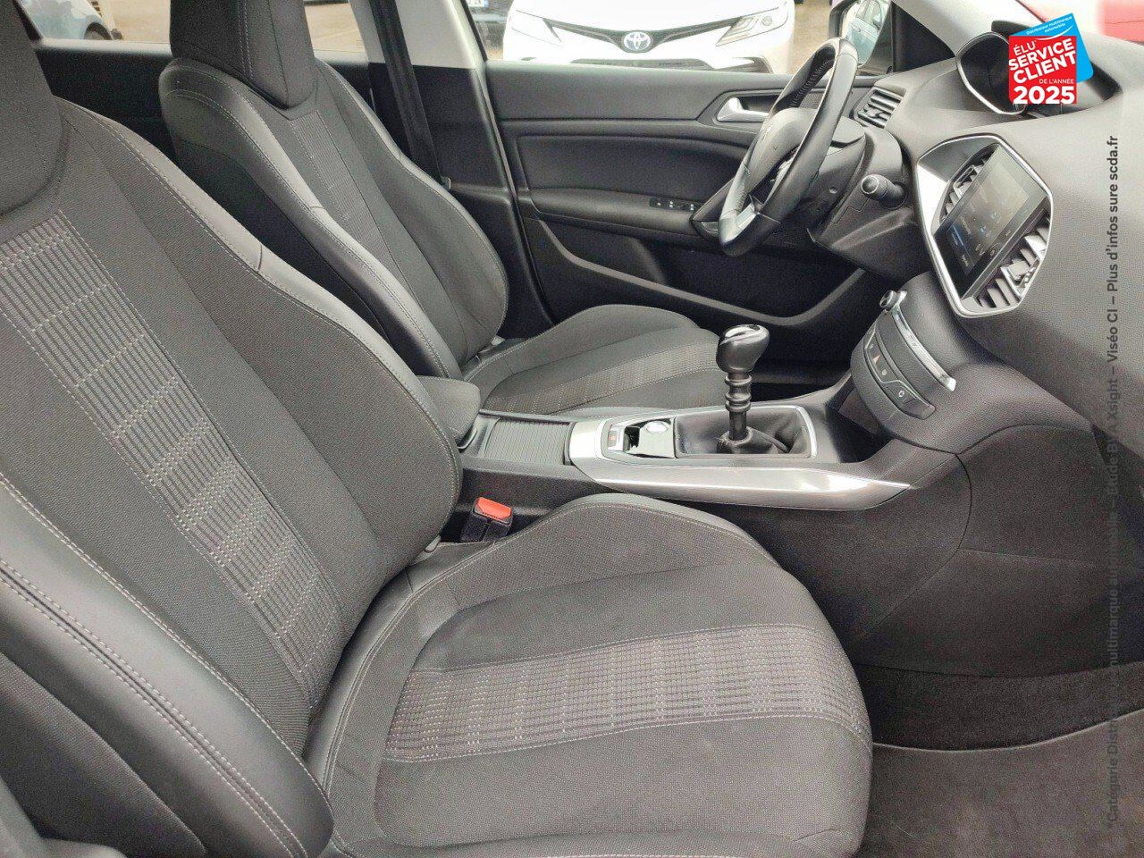 Véhicule d'occasion PEUGEOT 308 1.2 PURETECH 110CH SS ALLURE BASSE CONSOMMATION chez Renault Saint-Louis