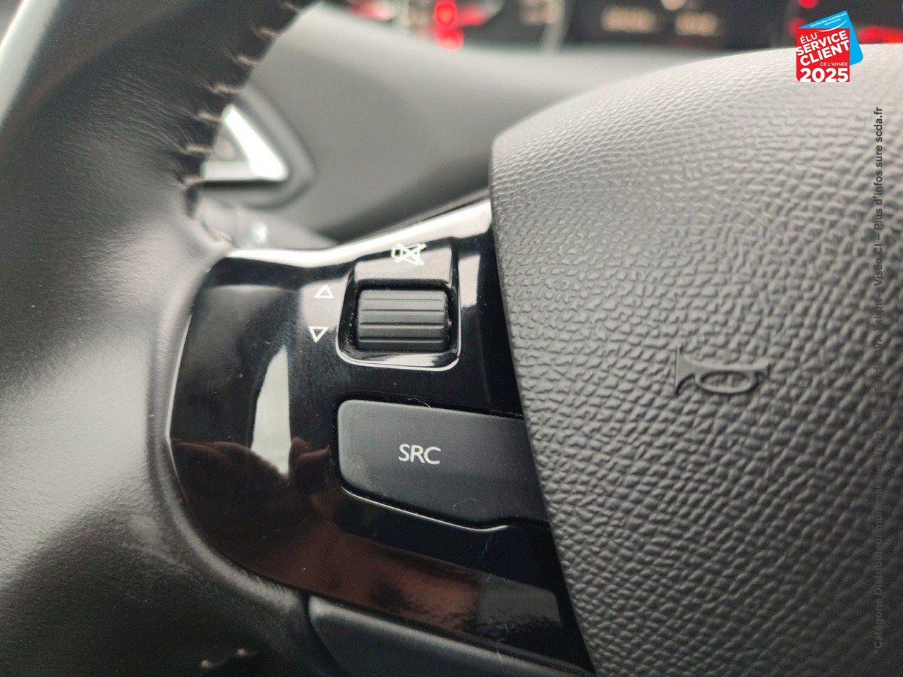 Véhicule d'occasion PEUGEOT 308 1.2 PURETECH 110CH SS ALLURE BASSE CONSOMMATION chez Renault Saint-Louis
