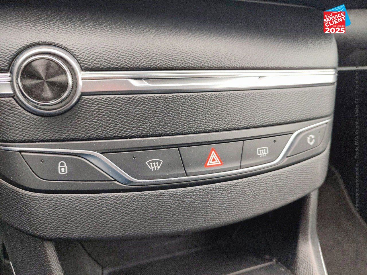 Véhicule d'occasion PEUGEOT 308 1.2 PURETECH 110CH SS ALLURE BASSE CONSOMMATION chez Renault Saint-Louis