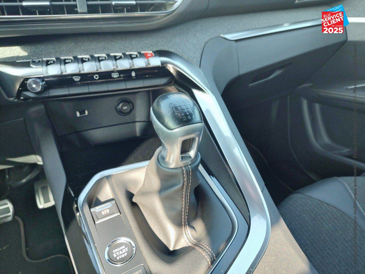 Véhicule d'occasion PEUGEOT 3008 1.2 PURETECH 130CH E6.C GT LINE SS chez Toyota Bar le Duc