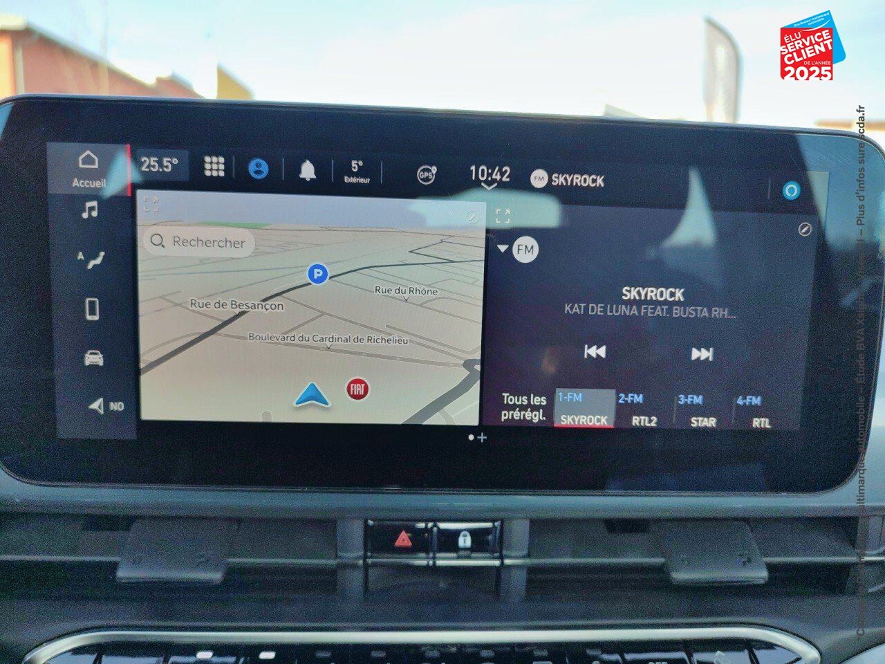 Véhicule d'occasion FIAT 500 E 118CH ICONE TPANO GPS CAMERA chez Toyota Sarreguemines