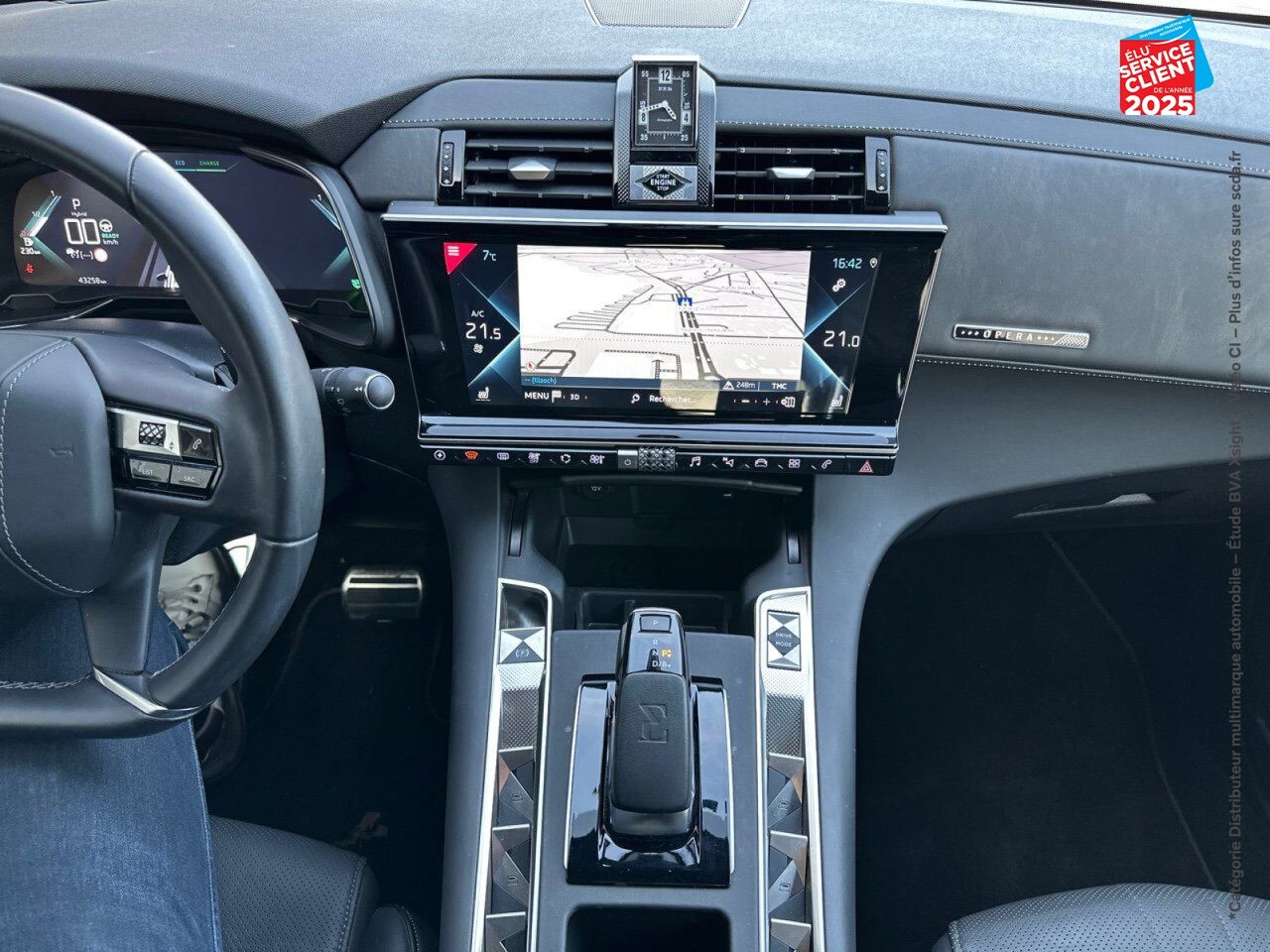 Véhicule d'occasion DS DS 7 CROSSBACK E-TENSE 4X4 300CH GRAND CHIC chez Volvo Chalons