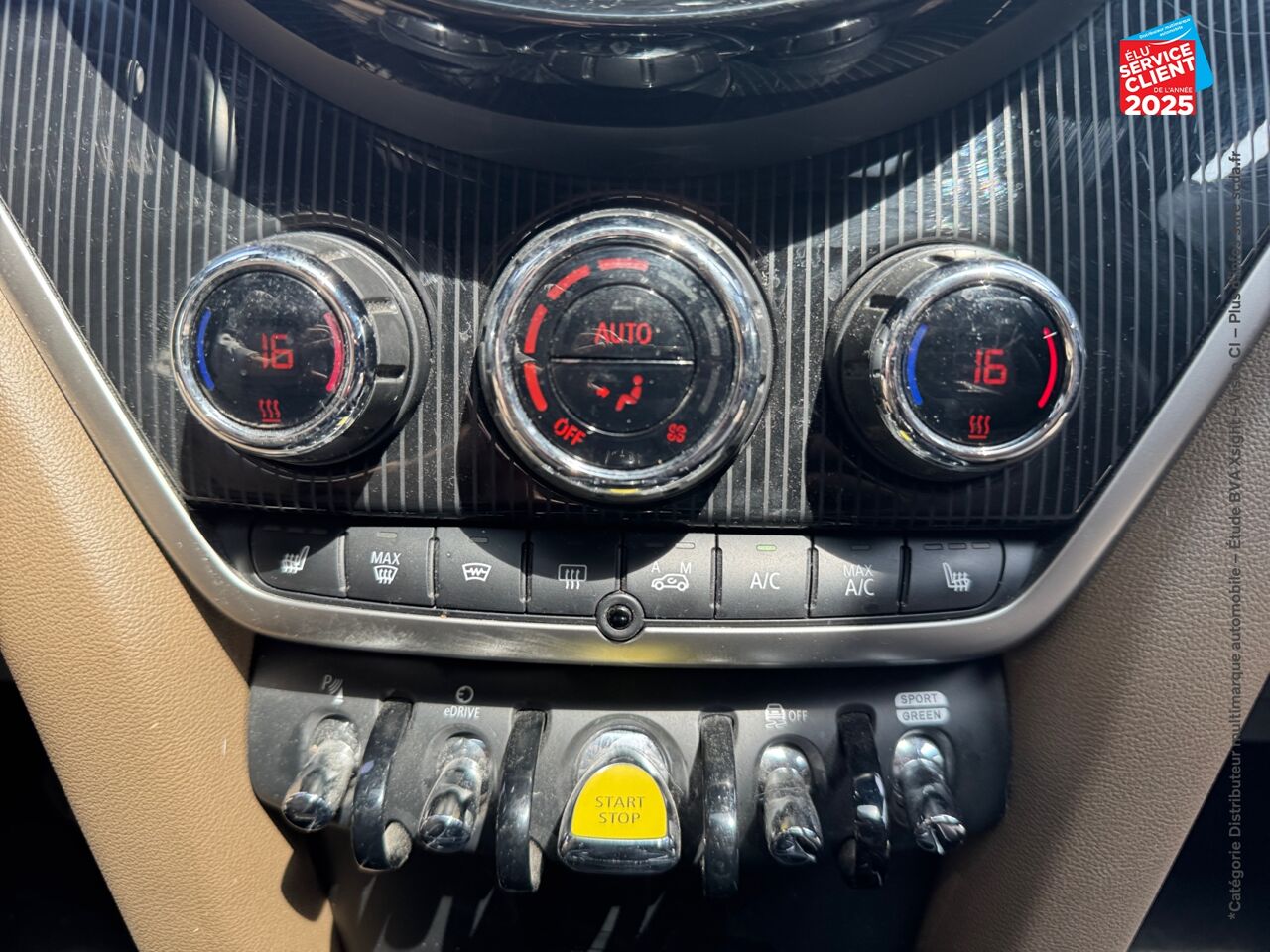 Véhicule d'occasion MINI COUNTRYMAN COOPER SE 136CH + 88CH LONGSTONE ALL4 BVA TOUVRANT GPS CAMERA CARPLAY H/KARDON HUD chez Toyota Thionville