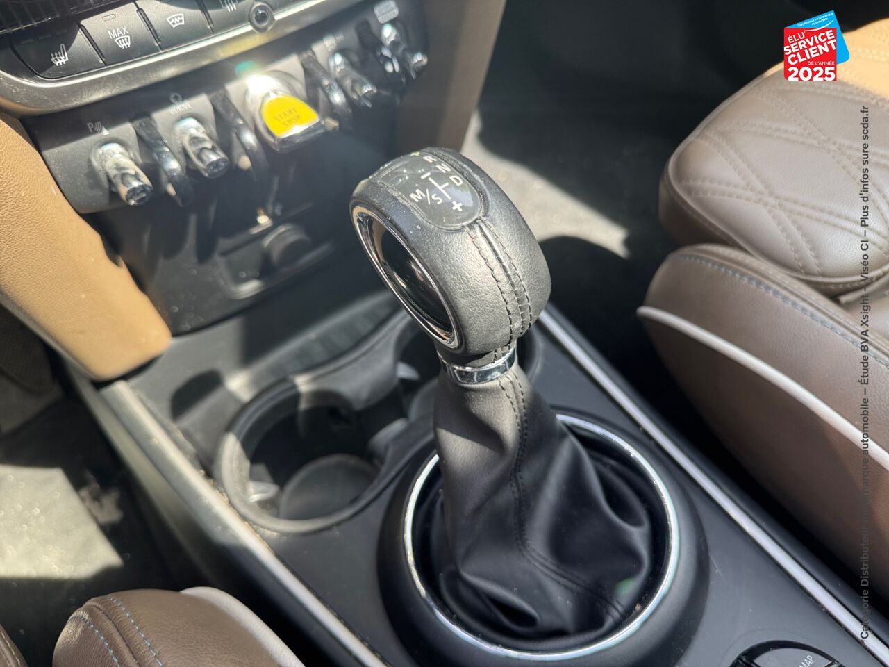 Véhicule d'occasion MINI COUNTRYMAN COOPER SE 136CH + 88CH LONGSTONE ALL4 BVA TOUVRANT GPS CAMERA CARPLAY H/KARDON HUD chez Toyota Thionville