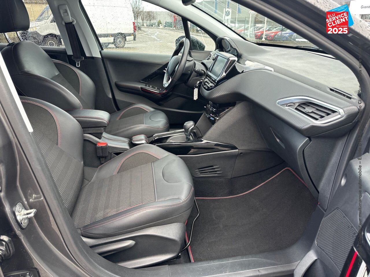Véhicule d'occasion PEUGEOT 2008 1.2 PURETECH 110CH E6.C GT LINE SS EAT6 chez Toyota Bar le Duc