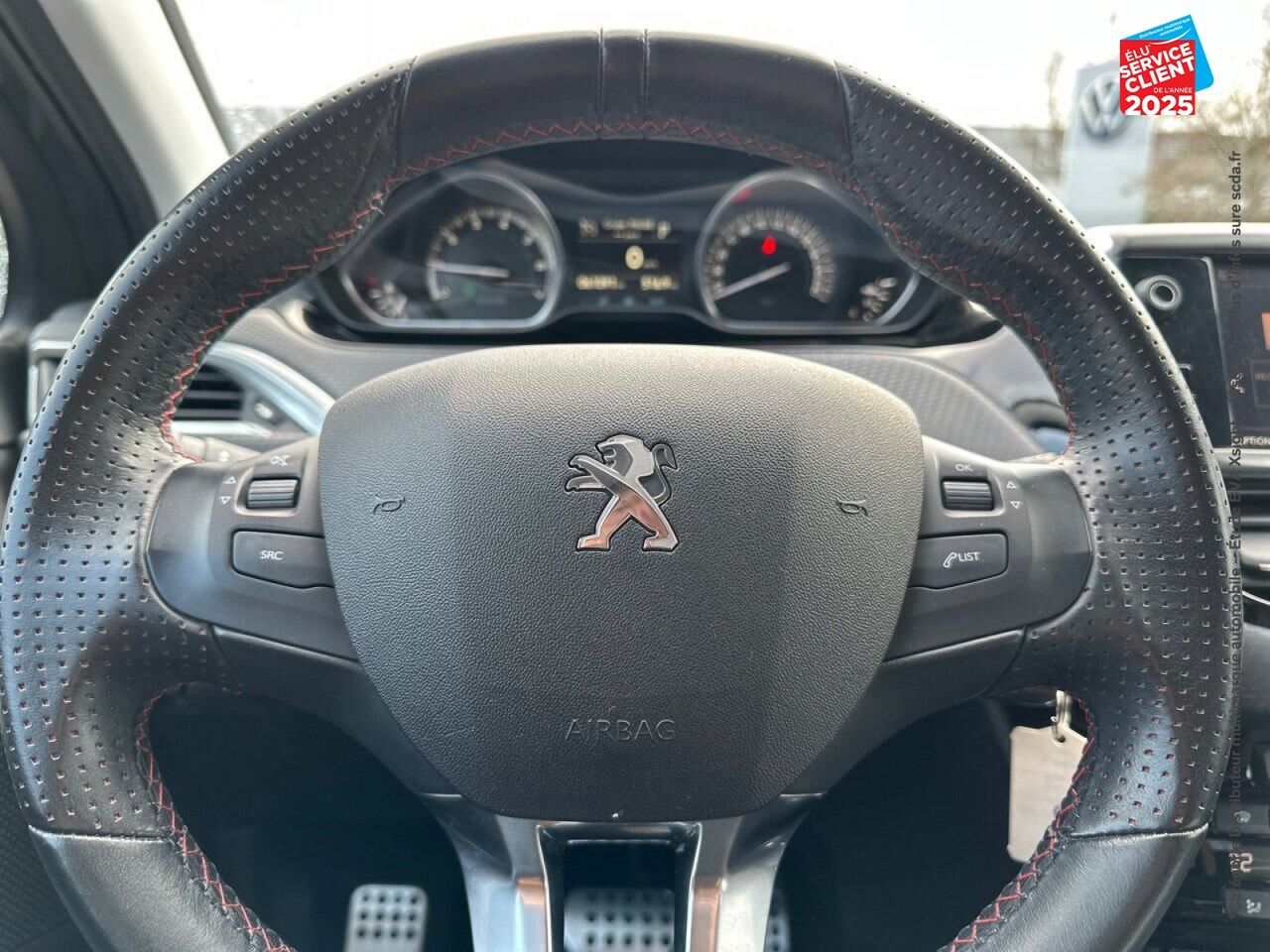 Véhicule d'occasion PEUGEOT 2008 1.2 PURETECH 110CH E6.C GT LINE SS EAT6 chez Toyota Bar le Duc
