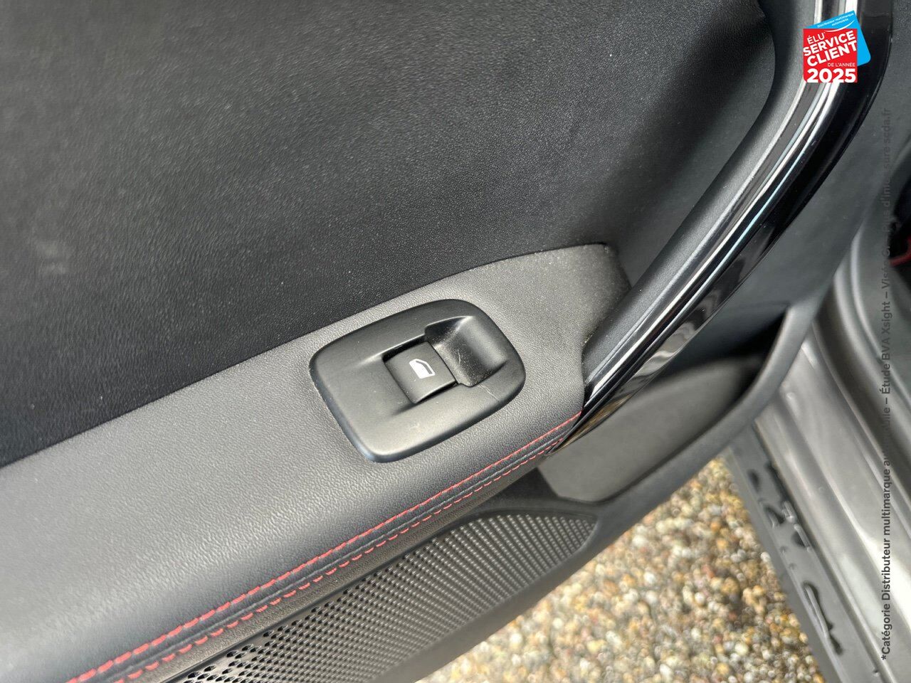 Véhicule d'occasion PEUGEOT 2008 1.2 PURETECH 110CH E6.C GT LINE SS EAT6 chez Toyota Bar le Duc