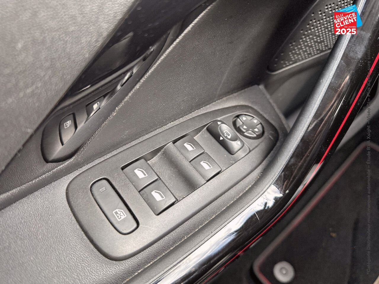 Véhicule d'occasion PEUGEOT 2008 1.2 PURETECH 110CH E6.C GT LINE SS EAT6 chez Toyota Bar le Duc