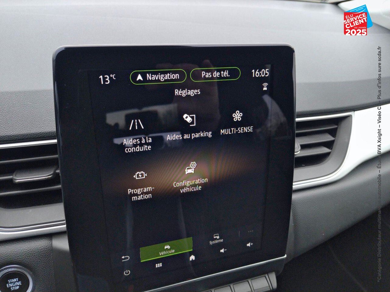 Véhicule d'occasion RENAULT CAPTUR 1.6 E-TECH HYBRIDE RECHARGEABLE 160CH TECHNO chez Opel Bar le Duc