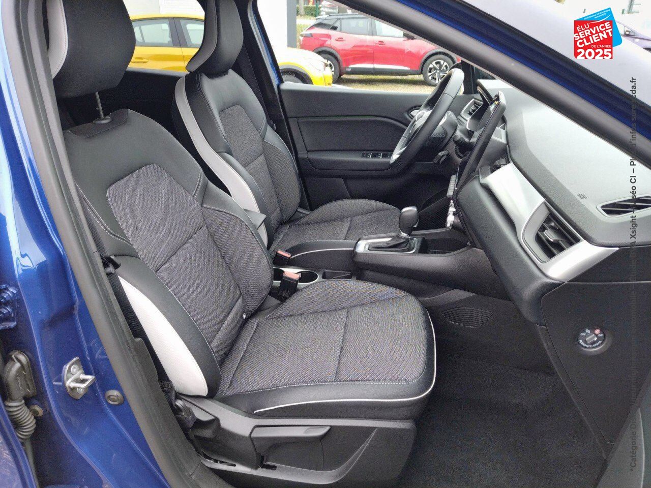 Véhicule d'occasion RENAULT CAPTUR 1.6 E-TECH HYBRIDE RECHARGEABLE 160CH TECHNO chez Opel Bar le Duc