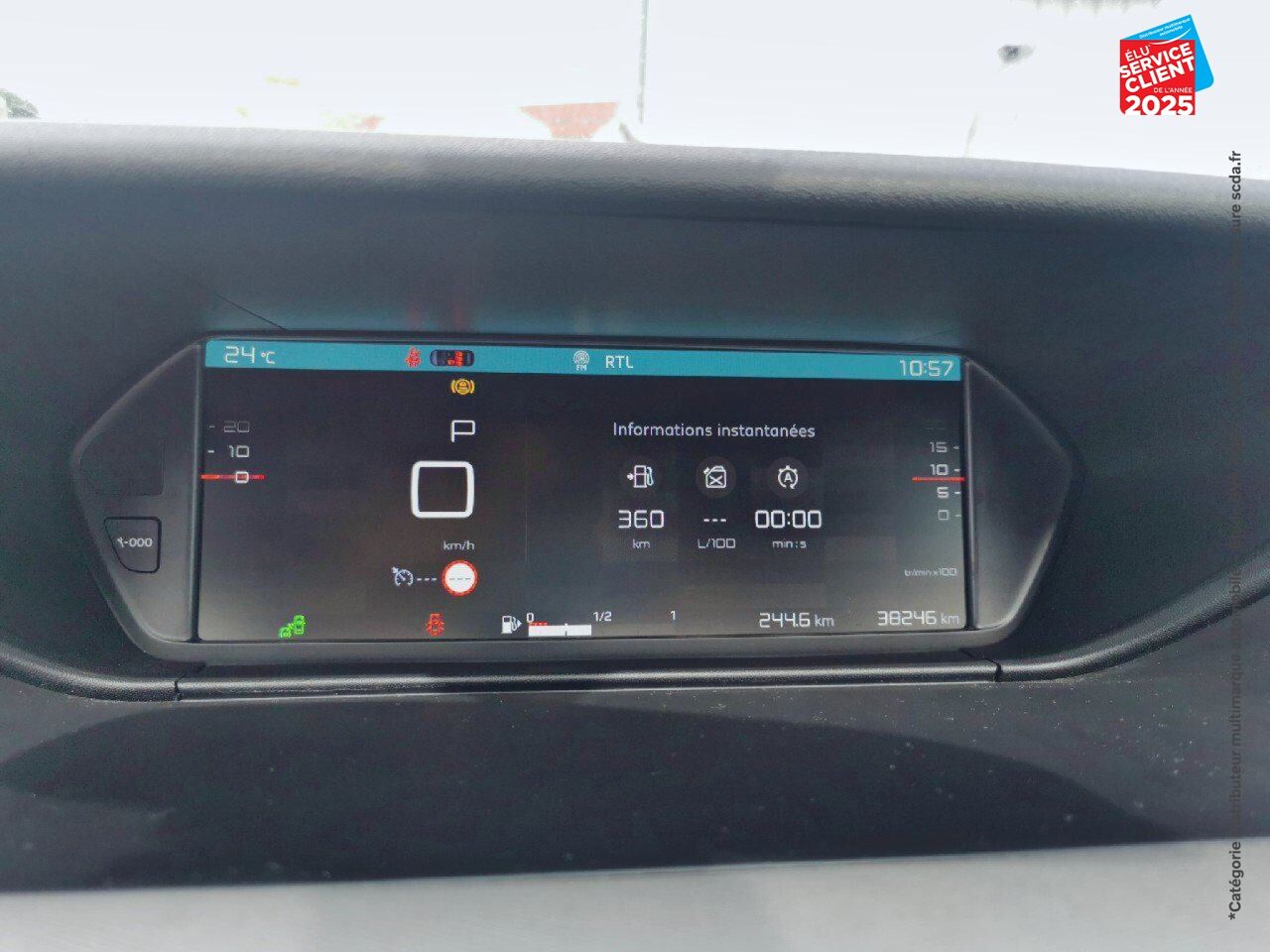 Véhicule d'occasion CITROEN C4 SPACETOURER PURETECH 130CH S/S FEEL EAT8 7CV GPS CAMERA CARPLAY chez Hyundai Chalons